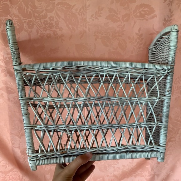 Thrifted vintage shelf/holder